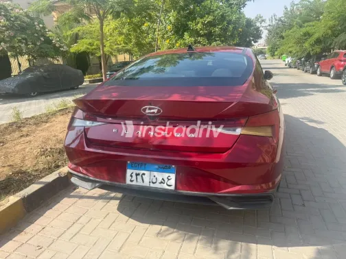 Hyundai Elantra HD 2022 Red Automatic Used for Sale in Greater Cairo ( Cairo + Giza) - 2