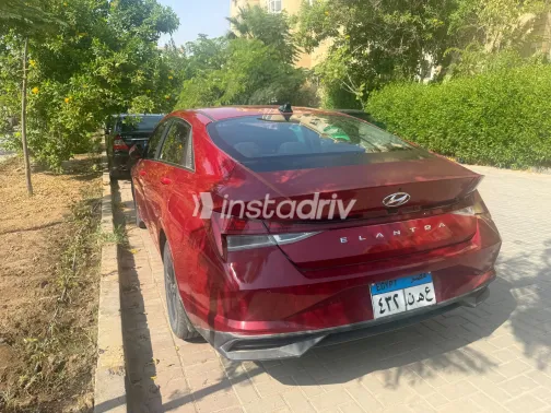 Hyundai Elantra HD 2022 Red Automatic Used for Sale in Greater Cairo ( Cairo + Giza) - 5