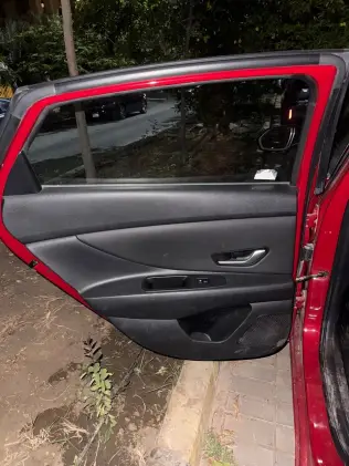 Hyundai Elantra HD 2022 Red Automatic Used for Sale in Greater Cairo ( Cairo + Giza)