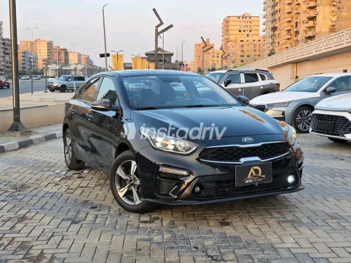 Kia Grand Cerato 2019 Black Automatic Used for Sale in Greater Cairo ( Cairo + Giza) - 3