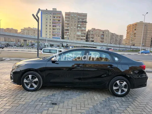Kia Grand Cerato 2019 Black Automatic Used for Sale in Greater Cairo ( Cairo + Giza) - 5
