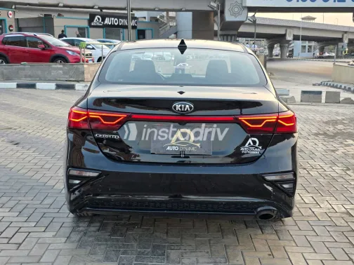 Kia Grand Cerato 2019 Black Automatic Used for Sale in Greater Cairo ( Cairo + Giza) - 8