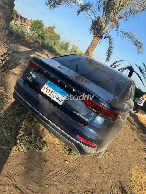 Geely Emgrand 2025 White Automatic Used for Sale in Greater Cairo ( Cairo + Giza) - 9
