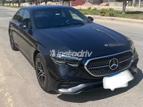 مرسيدس E 300 2025 أسود أوتوماتيك مستعملة للبيع في القاهرة الكبرى ( القاهرة - الجيزة) - 10