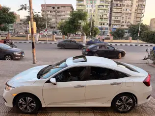 هوندا سيفك 2021 أبيض أوتوماتيك مستعملة للبيع في القاهرة الكبرى ( القاهرة - الجيزة)