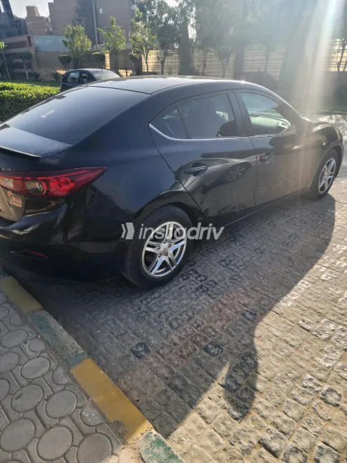Mazda 3 2015 Black Automatic Used for Sale in Greater Cairo ( Cairo + Giza) - 2
