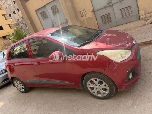 Hyundai Grand i10 2016 Red Automatic Used for Sale in Greater Cairo ( Cairo + Giza) - 1