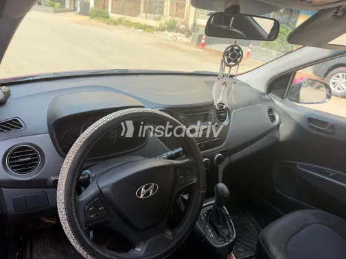 Hyundai Grand i10 2016 Red Automatic Used for Sale in Greater Cairo ( Cairo + Giza) - 2