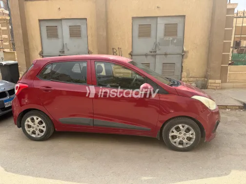Hyundai Grand i10 2016 Red Automatic Used for Sale in Greater Cairo ( Cairo + Giza) - 3