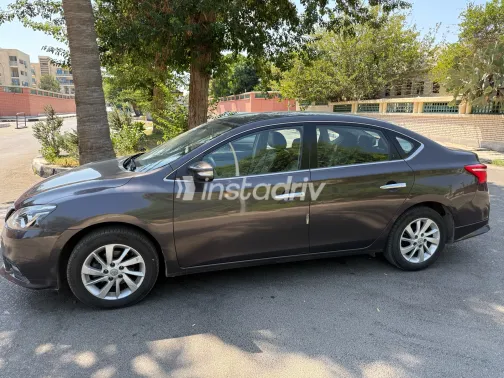 Nissan Sentra 2022 Dark Gray Automatic Used for Sale in Greater Cairo ( Cairo + Giza) - 3
