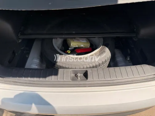 Hyundai Tucson 2018 Silver Automatic Used for Sale in Greater Cairo ( Cairo + Giza) - 4