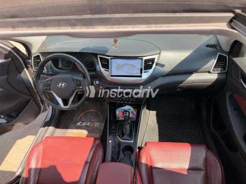 Hyundai Tucson 2018 Silver Automatic Used for Sale in Greater Cairo ( Cairo + Giza) - 5