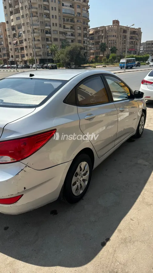 Hyundai Accent RB 2017 Silver Automatic Used for Sale in Greater Cairo ( Cairo + Giza) - 7