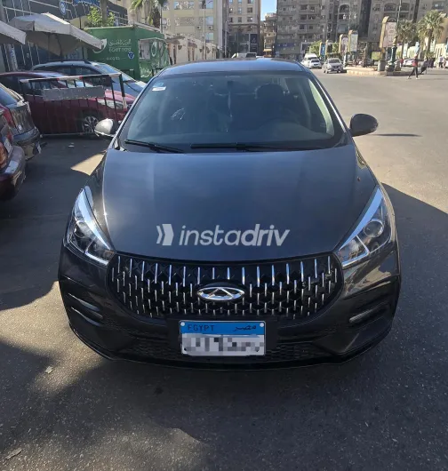 شيرى اريزو 5 2026 رمادي غامق CVT مستعملة للبيع في القاهرة الكبرى ( القاهرة - الجيزة) - 3