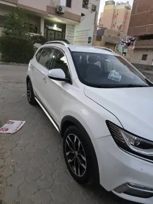 ام جى ار اكس 5 2019 أبيض أوتوماتيك مستعملة للبيع في القاهرة الكبرى ( القاهرة - الجيزة)