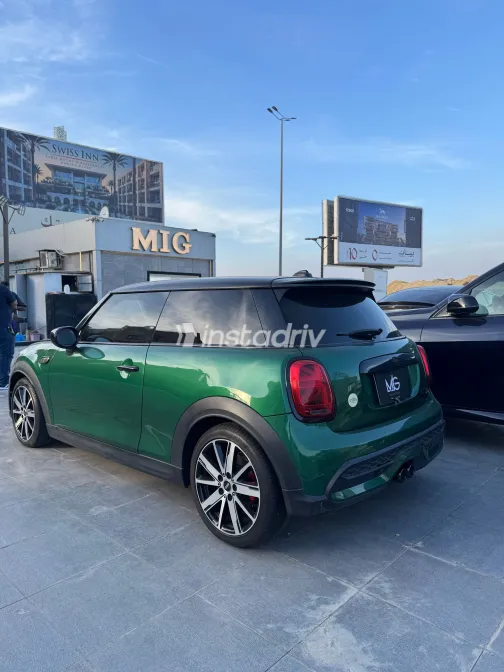 Mini Cooper 2024 Green Automatic Used for Sale in Greater Cairo ( Cairo + Giza) - 7