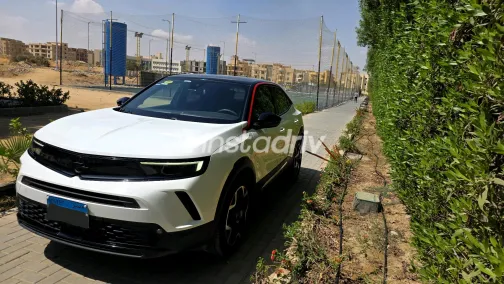 Opel Mokka 2023 White Automatic Used for Sale in Greater Cairo ( Cairo + Giza) - 9