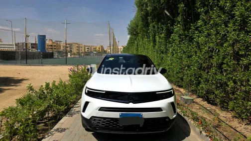 Opel Mokka 2023 White Automatic Used for Sale in Greater Cairo ( Cairo + Giza) - 10