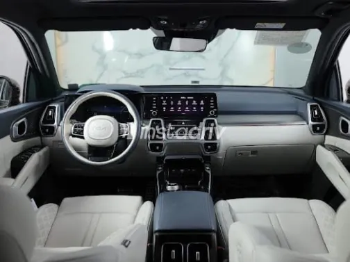 Kia Sorento 2023 Black Automatic Used for Sale in Greater Cairo ( Cairo + Giza) - 8