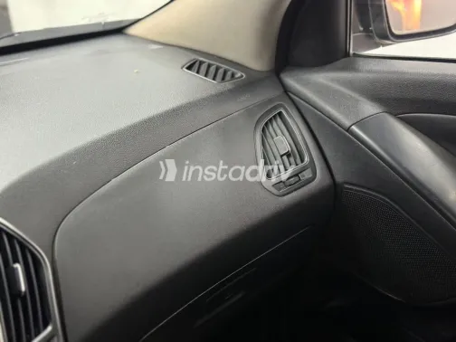 هيونداي IX 35 2015 أسود أوتوماتيك مستعملة للبيع في القاهرة الكبرى ( القاهرة - الجيزة) - 2