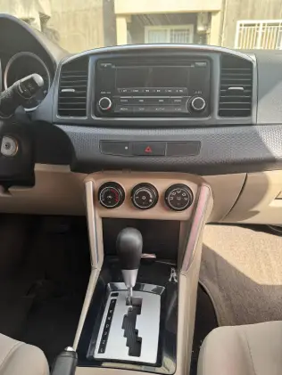 Mitsubishi Lancer 2017 White Automatic Used for Sale in Greater Cairo ( Cairo + Giza)