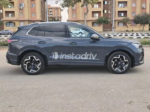 Volkswagen Tiguan 2025 Gray Automatic Used for Sale in Greater Cairo ( Cairo + Giza) - 3