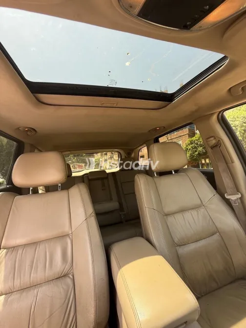 Jeep Grand Cherokee 2014 White Automatic Used for Sale in Greater Cairo ( Cairo + Giza) - 1