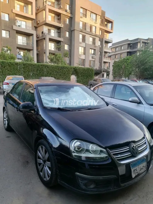 Volkswagen Jetta 2009 Black Automatic Used for Sale in Greater Cairo ( Cairo + Giza) - 2