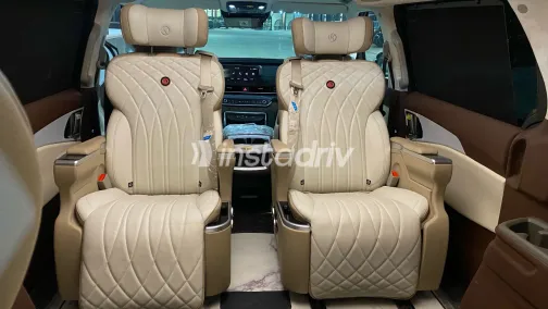 Kia Carnival 2024 White Automatic Used for Sale in Greater Cairo ( Cairo + Giza) - 2