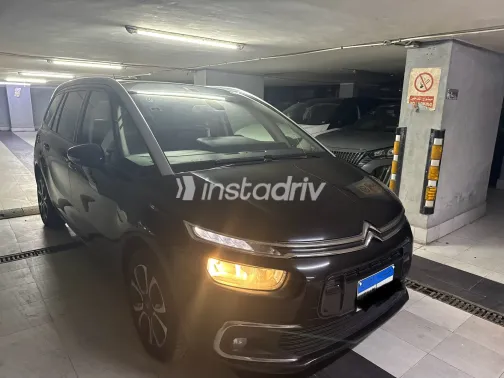 Citroën C4 Grand Picasso 2020 Black Automatic Used for Sale in Greater Cairo ( Cairo + Giza) - 2