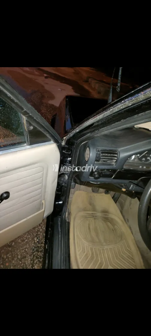 BMW 318 1987 Black Manual Used for Sale in Greater Cairo ( Cairo + Giza) - 8