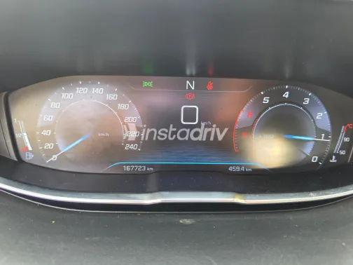 Peugeot 3008 2020 Red Automatic Used for Sale in Greater Cairo ( Cairo + Giza) - 2