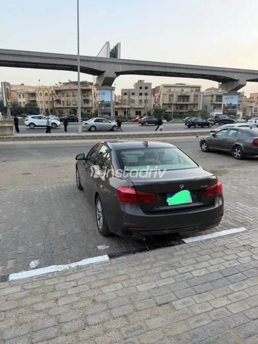 BMW 318 2017 Brown Automatic Used for Sale in Greater Cairo ( Cairo + Giza) - 3