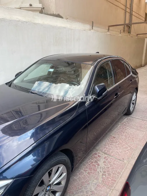 BMW 318 2019 Blue Automatic Used for Sale in Greater Cairo ( Cairo + Giza) - 1