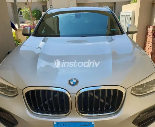 بي ام دبليو X4 2020 فضي أوتوماتيك مستعملة للبيع في القاهرة الكبرى ( القاهرة - الجيزة) - 2