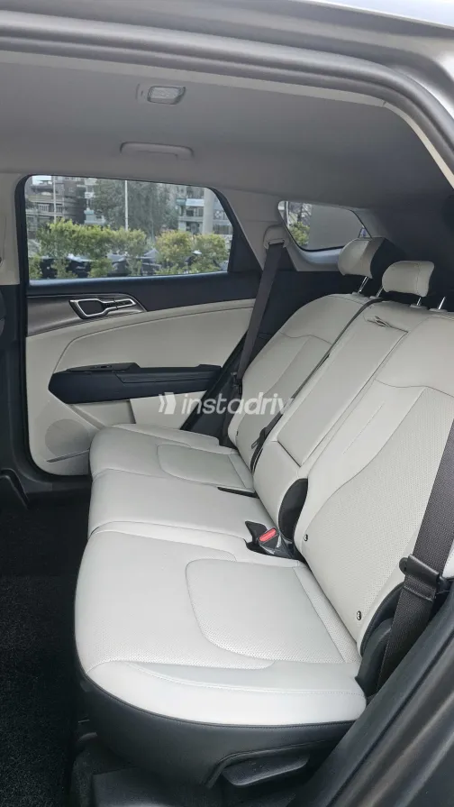 Kia Sportage 2023 Gray Automatic Used for Sale in Greater Cairo ( Cairo + Giza) - 6
