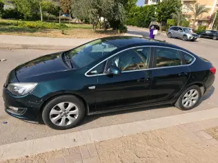 Opel Astra 2019 Green Automatic Used for Sale in Greater Cairo ( Cairo + Giza)