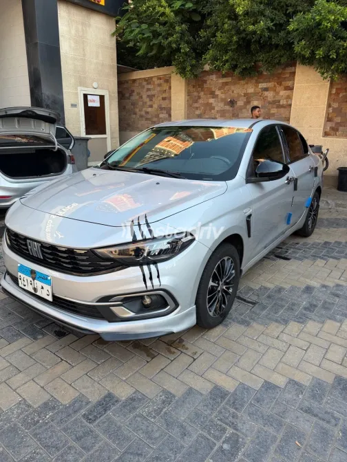 فيات تيبو 2024 فضي يدوي مستعملة للبيع في القاهرة الكبرى ( القاهرة - الجيزة) - 4
