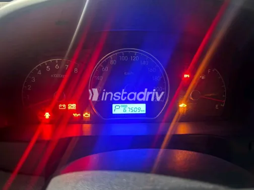 Hyundai Elantra HD 2022 Champagne Automatic Used for Sale in Greater Cairo ( Cairo + Giza) - 5