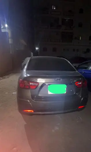 Hyundai Elantra HD 2022 Champagne Automatic Used for Sale in Greater Cairo ( Cairo + Giza)