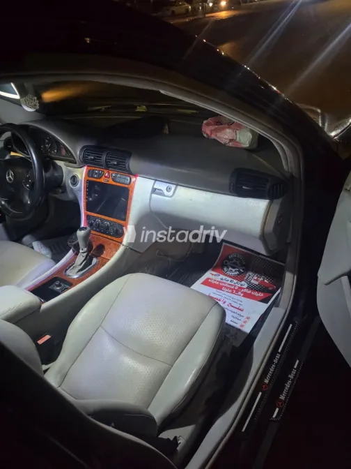 Mercedes C 180 2003 White Automatic Used for Sale in Greater Cairo ( Cairo + Giza) - 8