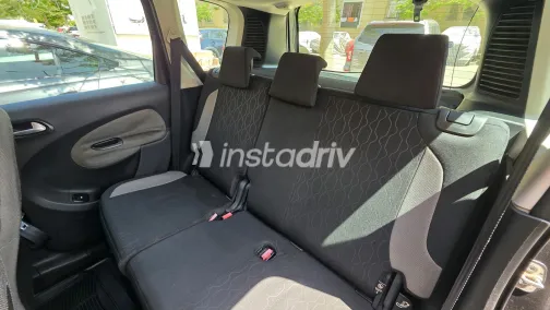 Citroën C3 Picasso 2015 Black Automatic Used for Sale in Greater Cairo ( Cairo + Giza) - 3