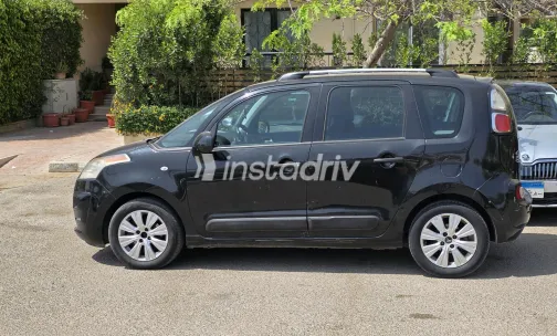Citroën C3 Picasso 2015 Black Automatic Used for Sale in Greater Cairo ( Cairo + Giza) - 7