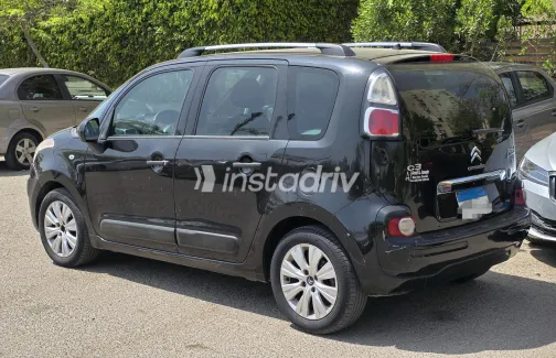 Citroën C3 Picasso 2015 Black Automatic Used for Sale in Greater Cairo ( Cairo + Giza) - 10