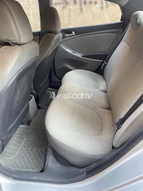 Hyundai Accent RB 2012 Silver Automatic Used for Sale in Greater Cairo ( Cairo + Giza) - 6