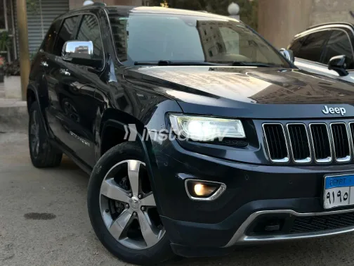 جيب جراند شيروكي 2015 رمادي غامق أوتوماتيك مستعملة للبيع في القاهرة الكبرى ( القاهرة - الجيزة) - 7