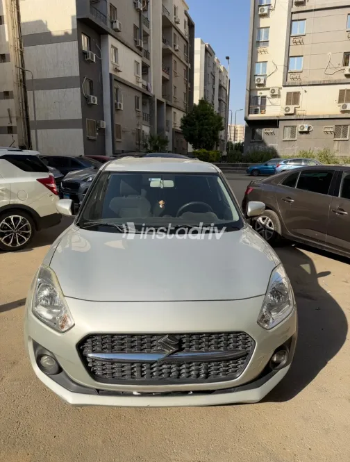 Suzuki Swift 2021 Silver Automatic Used for Sale in Greater Cairo ( Cairo + Giza) - 6