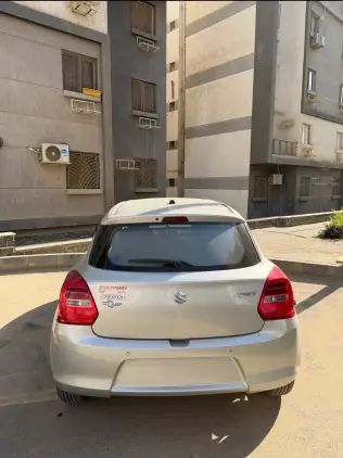 Suzuki Swift 2021 Silver Automatic Used for Sale in Greater Cairo ( Cairo + Giza)