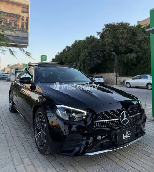 مرسيدس E 200 2022 أسود أوتوماتيك مستعملة للبيع في القاهرة الكبرى ( القاهرة - الجيزة) - 7