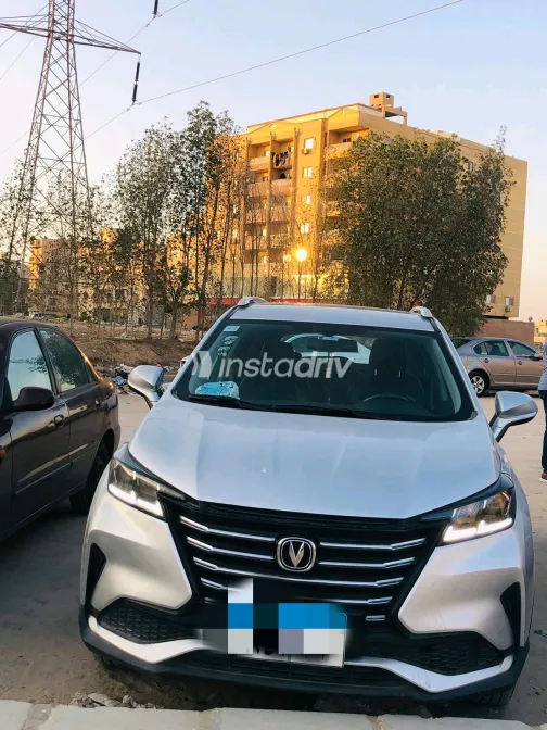 شانجان CS 15 2022 فضي أوتوماتيك مستعملة للبيع في القاهرة الكبرى ( القاهرة - الجيزة) - 4